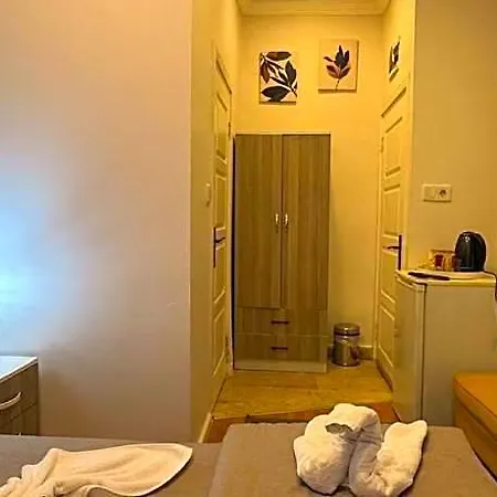 Takism Pandora Hotel