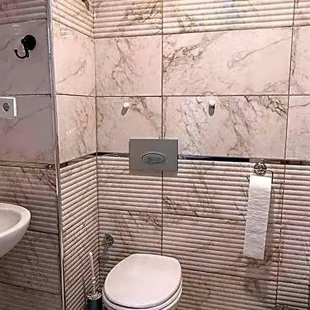 Takism Pandora Hotel